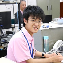 足立 裕亮